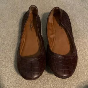 Women’s Dark Brown Lucky Brad Flats Size 8.5